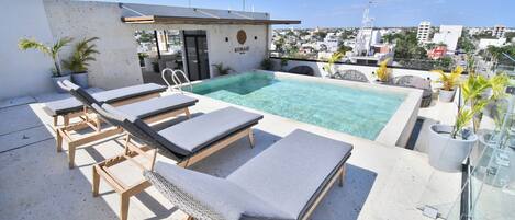 Rooftop pool