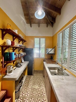 Fully Stocked Kitchen