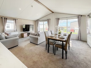 Open plan living space | Bud’s Bay, Southerness