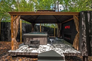 Bain à remous extérieur