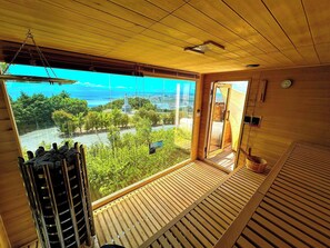 Enjoy the sauna with a large group of people.