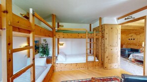 -img.tag.bedroom-