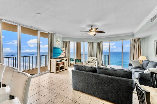 Spectacular Ocean Views!