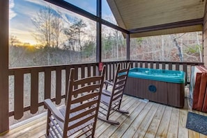 Bain à remous extérieur