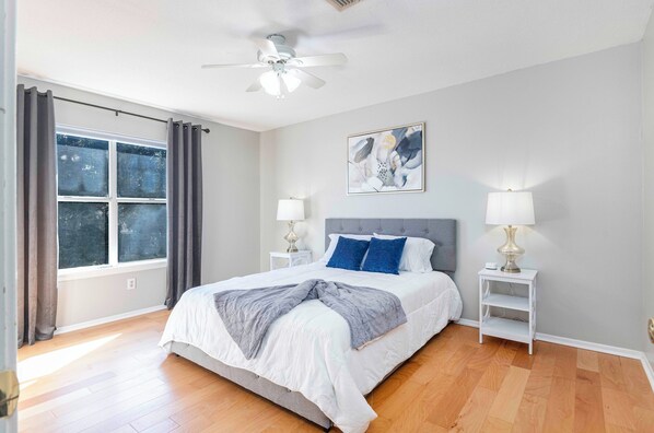 Cozy, clean, and warm bedroom. Comfortable queen bed perfect for relaxing 