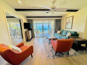 Living Room with Spectacular Bay View