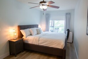 The cozy king bedroom.