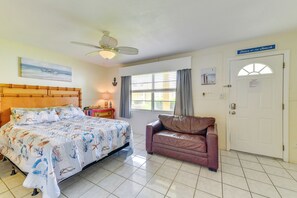 Studio | Queen Bed | Twin Sleeper Sofa | Window A/C Unit | Free WiFi