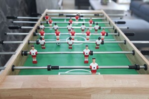 Foos Ball
