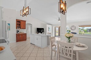 Coffee bar pictured on the left, includes Keurig coffee and teas.