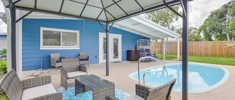 Bradenton Vacation Rental | 3BR | 1.5BA | 1,184 Sq Ft | 1 Step Required