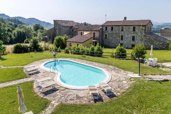 Piscine maison de vacances