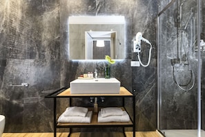 Bain