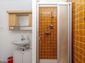 Brown, Mirror, Plumbing Fixture, Tap, Sink, Bathroom Sink, Bathroom, Interior Design, Wood