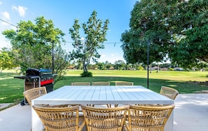 Outdoor dining