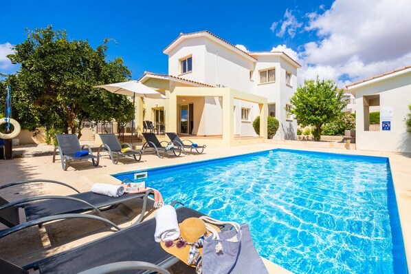 Beautiful villa with private pool and terrace