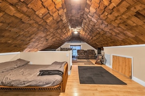 "Indoors","Hardwood","Stained Wood","Architecture","Building"