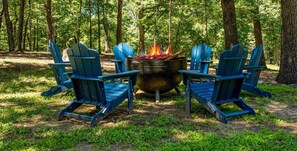 Unique Crafted Fire Pit