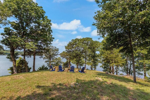 Fire pit on the point with spectacular views of the sunset.
