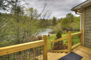 Walking access to the back yard and pond 