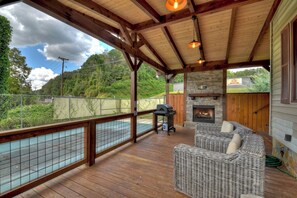 Outdoor Wood Burning Fireplace and Gas Grill