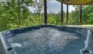 Covered Hot tub with Year Round Mountain Views