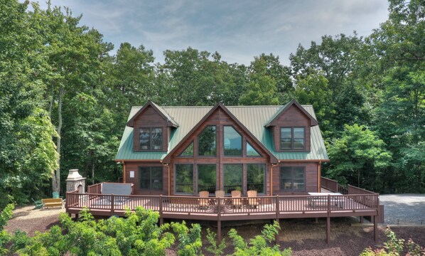 Champagne Chalet