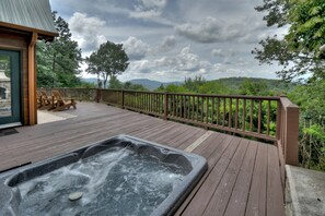 Built in Hot Tub