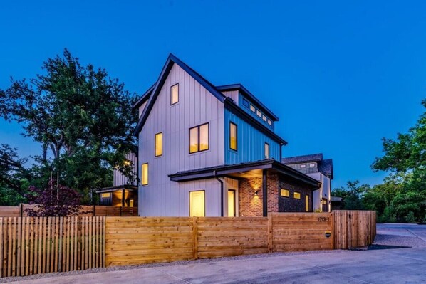 Sleek and inviting, the house exterior blends style with curb appeal.