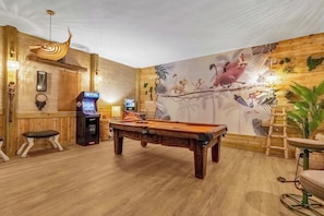 Spielezimmer