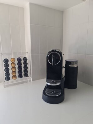 Kaffe och/eller kaffebryggare