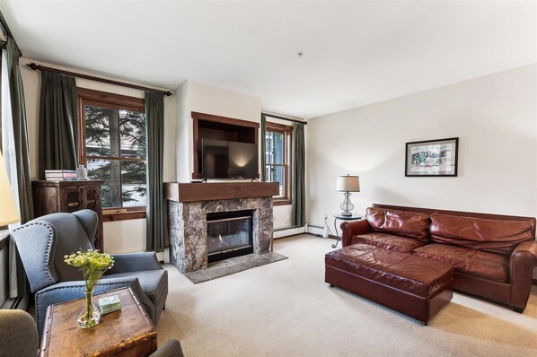 Living Area - Main Street Junction 19 - Breckenridge Vacation Rental