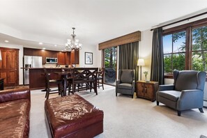Living Area - Main Street Junction 19 - Breckenridge Vacation Rental