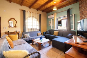 Bright and cozy living room