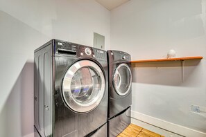 Washer & Dryer
