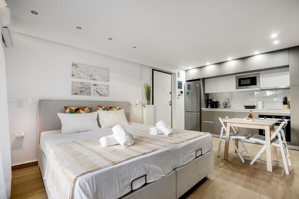 Double Bed