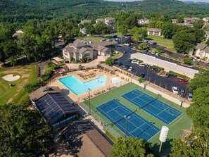 Pointe Royale communal amenities