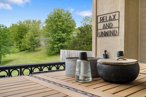 Outdoor seating in the balcony