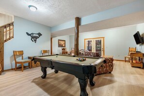 Pool table - House 1