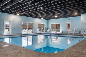 Relaxing indoor Pool!