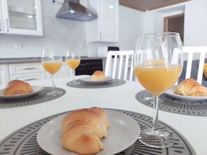 Breakfast meal