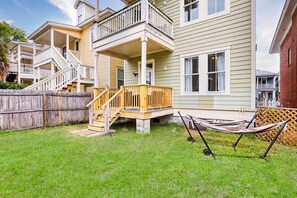 Serene yard with two hammocks—perfect for stargazing or sunbathing.