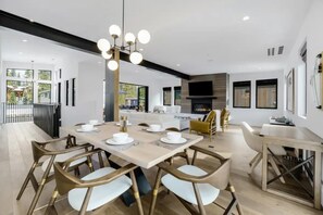 Open concept dining and living room