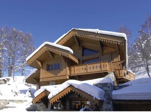 Come stay in our lovely chalet in Méribel!