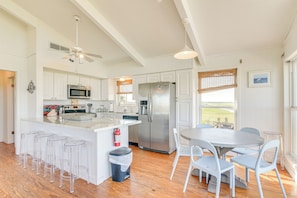 Kitchen | Single-Story Home | Central Air Conditioning & Heating