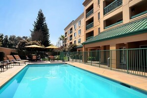 Outdoor Swimming Pool (temporarily closed)