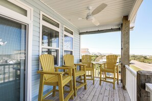 Balcony 1 | Seating