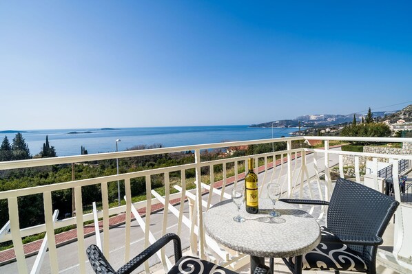 Terrasse / Balkon