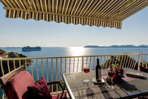 Terrasse / Balkon