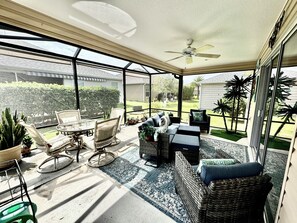 Screened-in Lanai